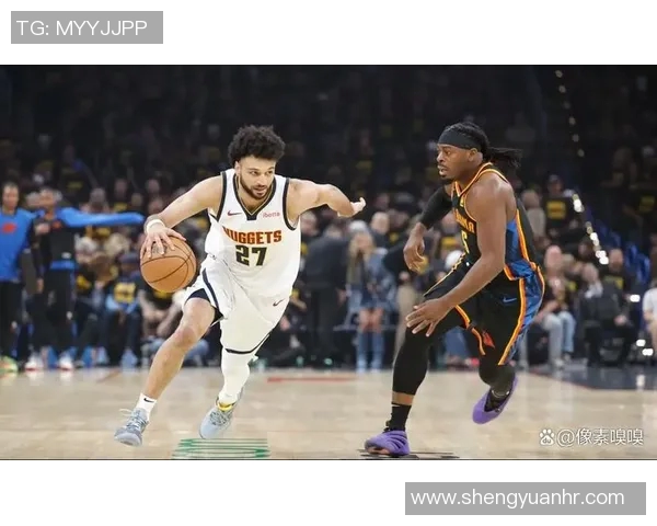 球星怒目凝视瞬间引爆全场激情震撼足球赛场